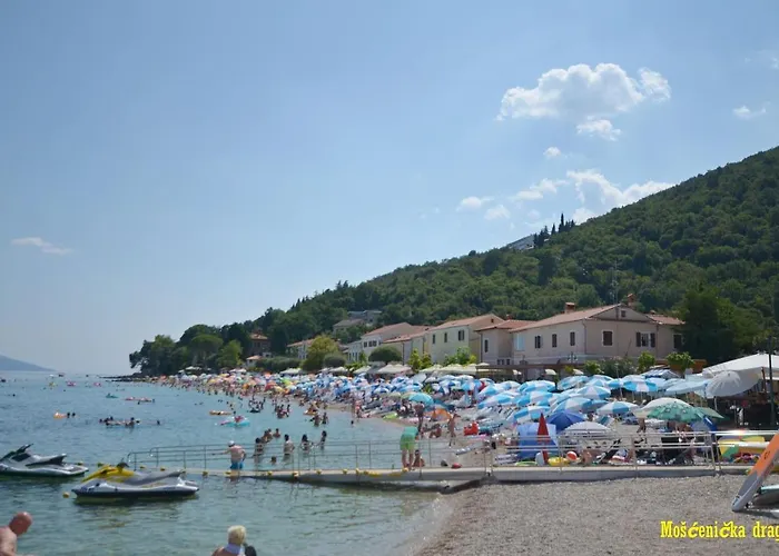 Apartment Karmen Moscenicka Draga