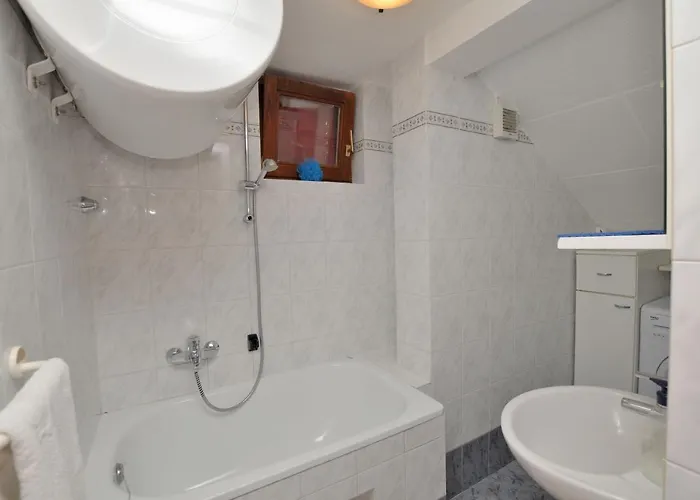 Apartment Karmen Moscenicka Draga